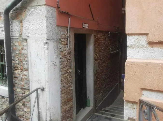 Canal View Flat 베니스