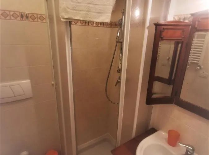 Canal View Flat Apartment *